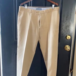 Men’s Peter Millar khakis
